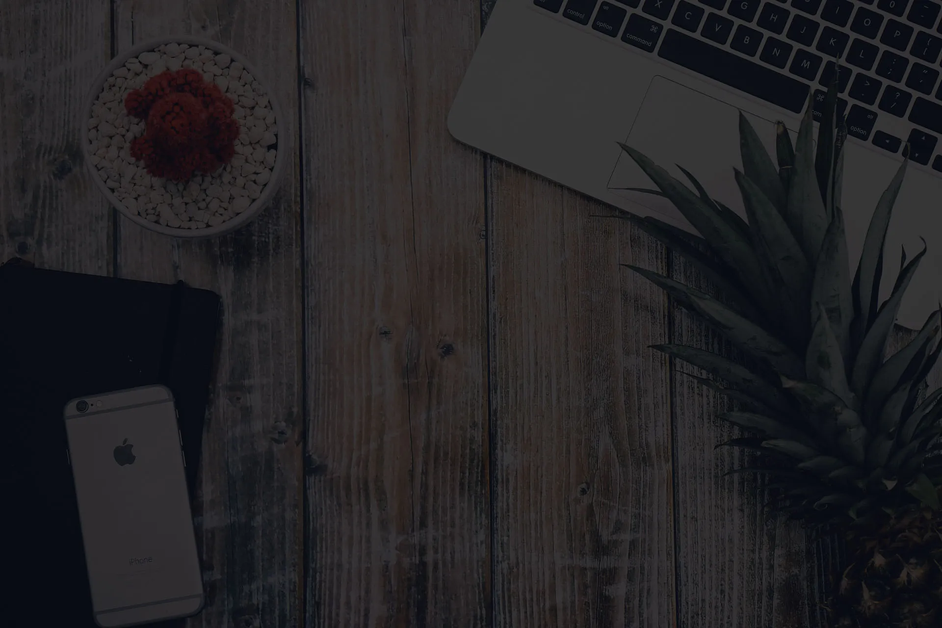 InstantPage vs Squarespace: The Better Website/Landing Page Builder